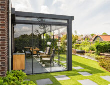 Ultraline_Style_RAL9005_Schiebetuer_2_web